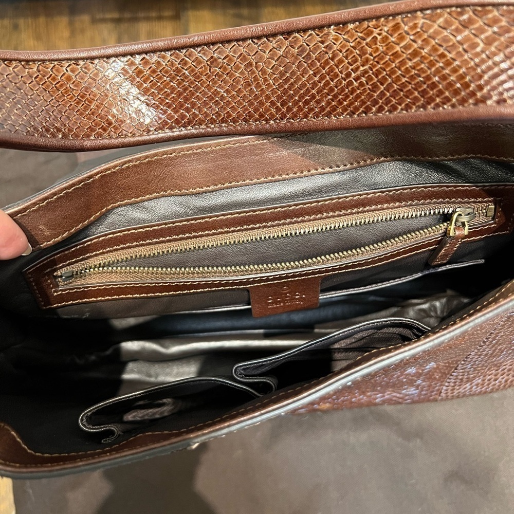 Python Gucci Purse 💯 Authentic. - Picture 5 of 7